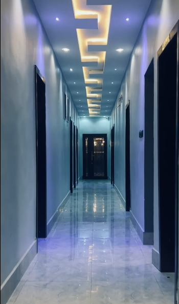 About Western Isle Hotel